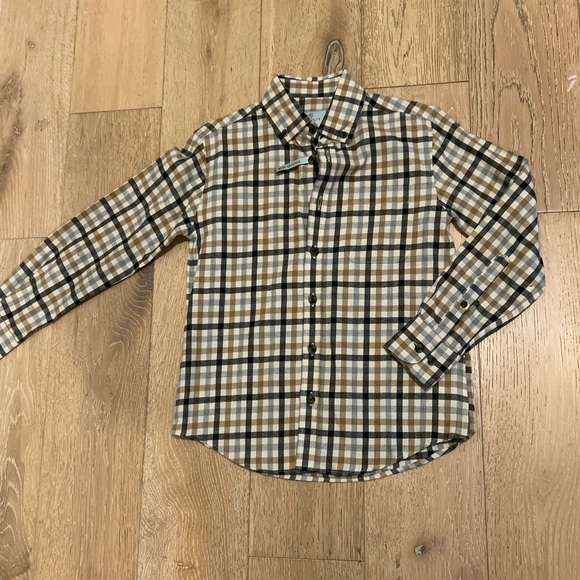 Boys plaid button up - Picture 1 of 6